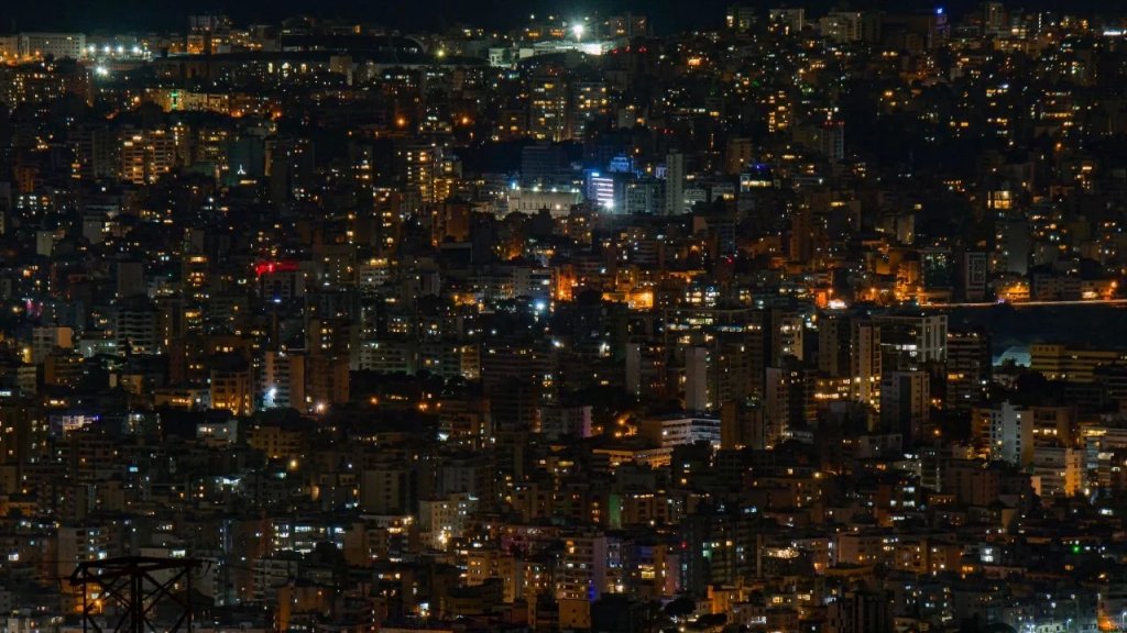 بلومبرغ: شركة تركية تهدد بإغلاق محطتين عائمتين لتوليد الكهرباء في لبنان