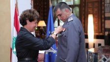 فرنسا تكرِّم اللّواء عماد عثمان وتقلّده وِسام جوقة الشرف الوطني من رتبة فارس