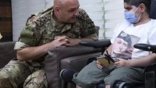 بعد مقطع فيديو مؤثر للطفل عبد الرحمان.. قائد الجيش يحقق حلمه