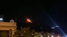  لحظة قصف طائرات الاحتلال الإسرائيلي غرب بلدة حضر بريف القنيطرة  