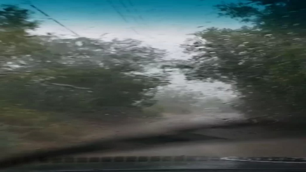 بالفيديو/ أولى بشائر الخير.. الأمطار تتساقط في عكار وتطفئ الحريق الذي اندلع قبل يومين في وادي جهنم