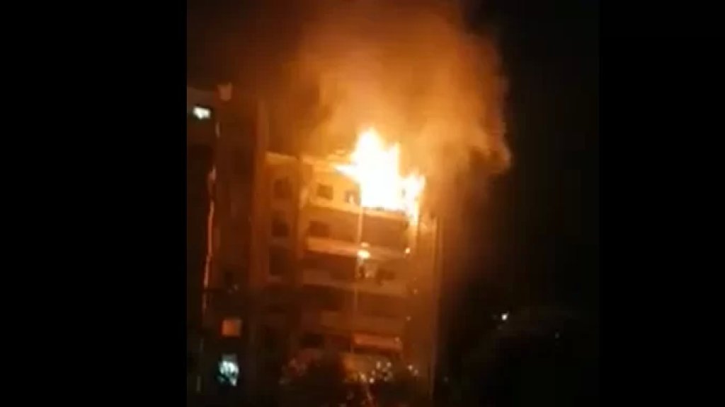بالفيديو/ حريق كبير في إحدى المباني في أنطلياس