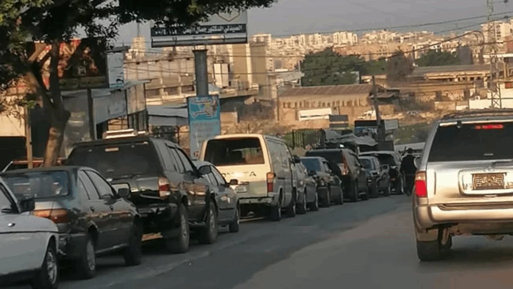 قطع طريق مركز المعاينة الميكانيكية في طرابلس إحتجاجاً على توقيف سماسرة