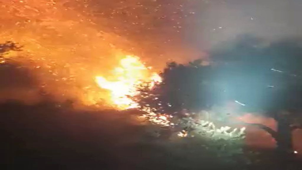 بالفيديو/ اندلاع حريق كبير في جرجوع 
