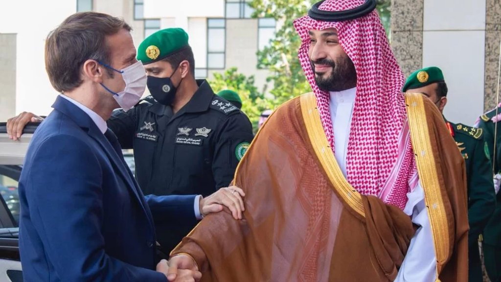 ماكرون يعلن عن مبادرة فرنسية سعودية لمعالجة الأزمة بين الرياض وبيروت 