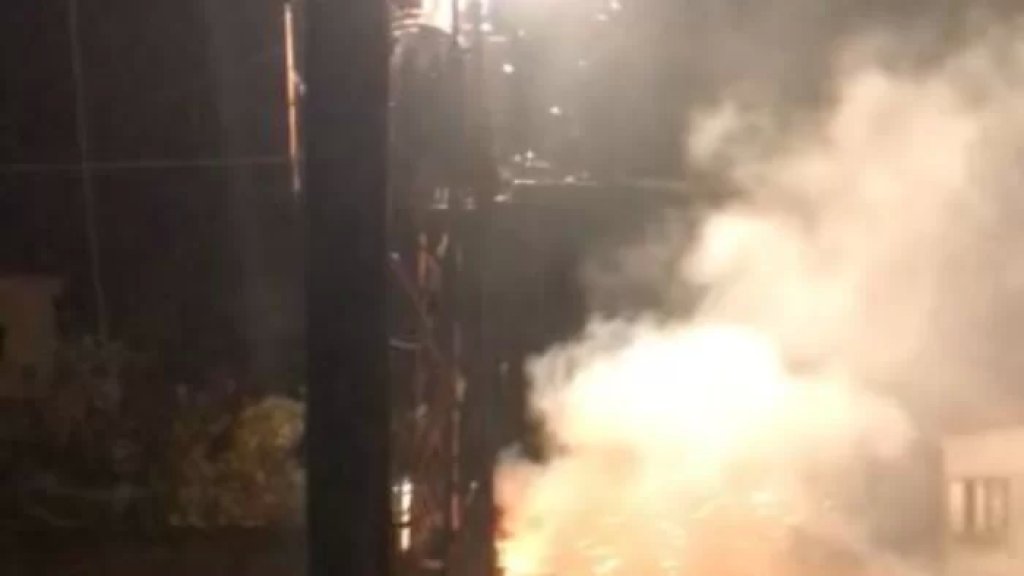 بالفيديو/ إنفجار محول الكهرباء في ضهور الهوا الكورة