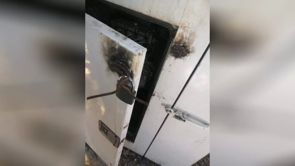 بالصورة/ لصوص سرقوا بطارية مولد خاص في مسجد في عكار.. جمع ثمنها من المحسنين قبل أيام!