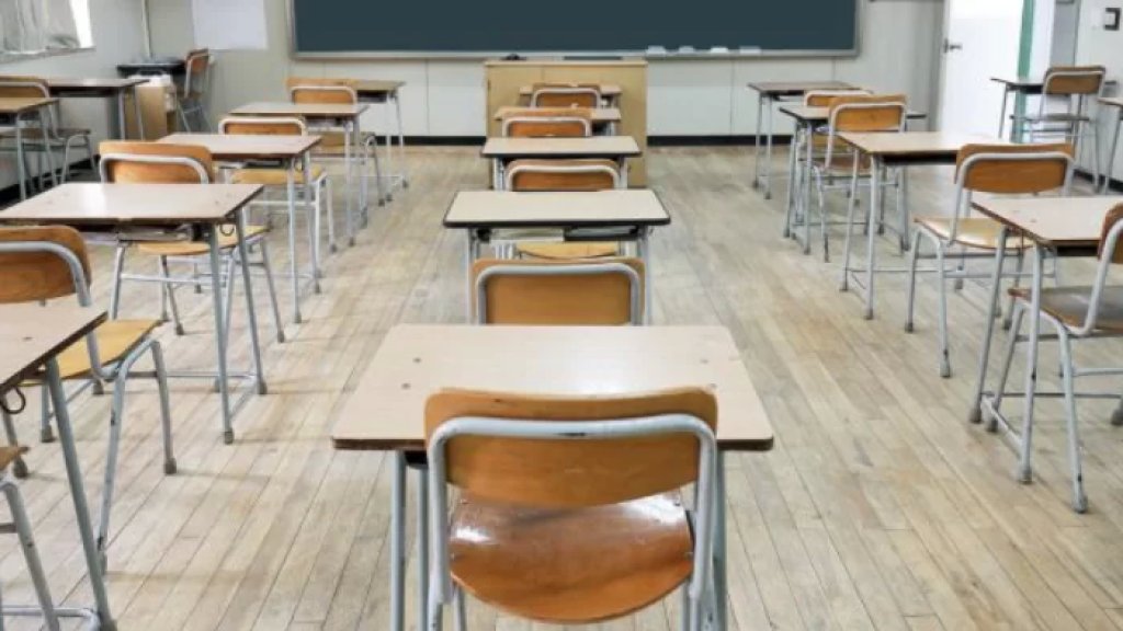 لجنة متعاقدي المهني: "ماضون بالإضراب.. نحن أصحاب حق"