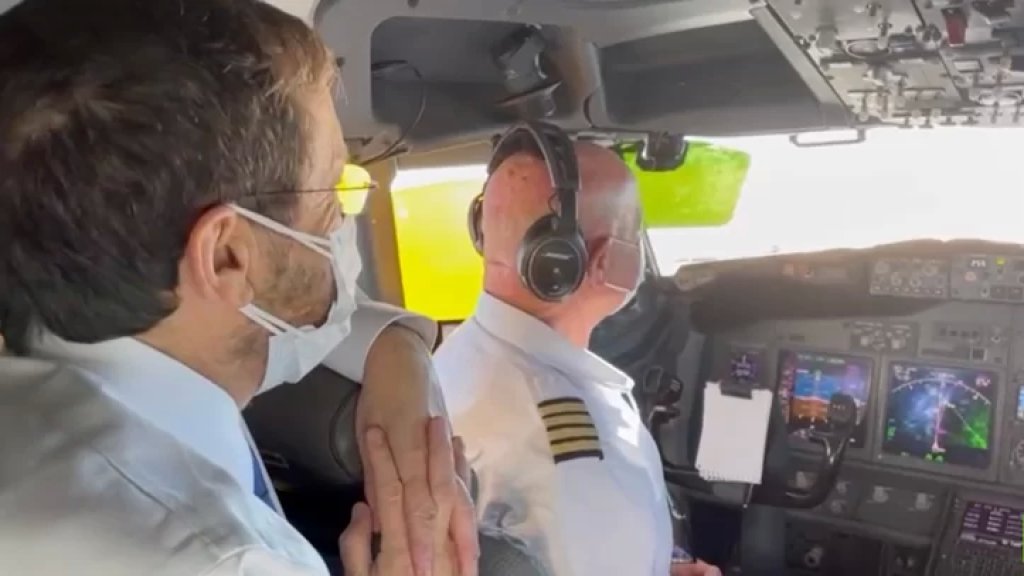 بالفيديو/ كابتن طائرة "الرئيس الإسرائيلي": انظروا نحن نحلق فوق السعودية! إنها لحظة تاريخية