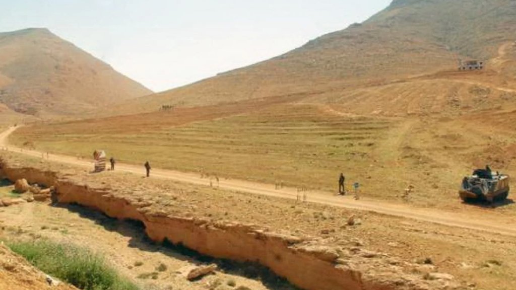 موجة تهريب معاكسة من سوريا إلى لبنان لنقل المحروقات 