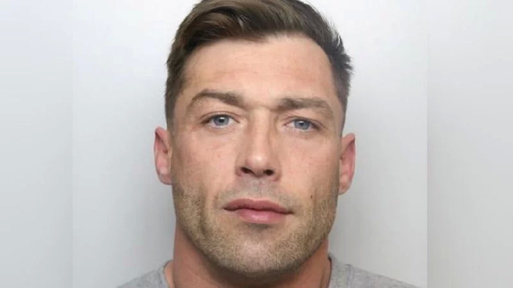 "اللص الوسيم" يورط الشرطة البريطانية.. طلبت المساعدة لاعتقاله فتلقت ردوداً غريبة أغلبها من نساء عرضن المساعدة في العثور عليه!