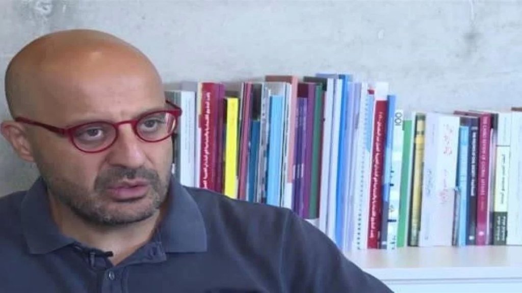 لمنع تمدّدها باتجاه الساحل والتسبّب بتلويث مياهنا كما حصل قبل نحو عام...وزير البيئة تابع موضوع الاشتباه ببقعة نفطية قبالة فلسطين المحتلة!