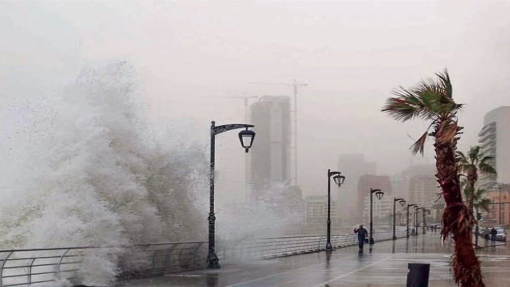 منخفض جوي يسيطر على لبنان... تحذير من تشكل السيول وخطر تطاير اللوحات الاعلانية