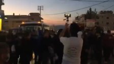 بالفيديو/ مدينة بنت جبيل تستقبل فريقها لكرة القدم بعد تأهله للدرجة الثانية