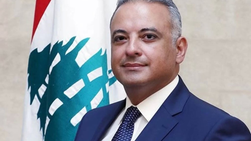 وزير الثقافة: عزف النشيد الوطني والاستماع إليه وقوفاً واجب لن نقبل التهاون فيه