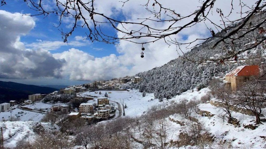 الثلوج ستلامس الـ 900 متر وما دون.. "اللؤلؤة" تضرب لبنان: أمطار غزيرة، عواصف رعدية ورياح شديدة!