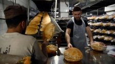 نقيب الأفران في جبل لبنان: إما رفع سعر ربطة الخبز أو سنتوقف عن الإنتاج!