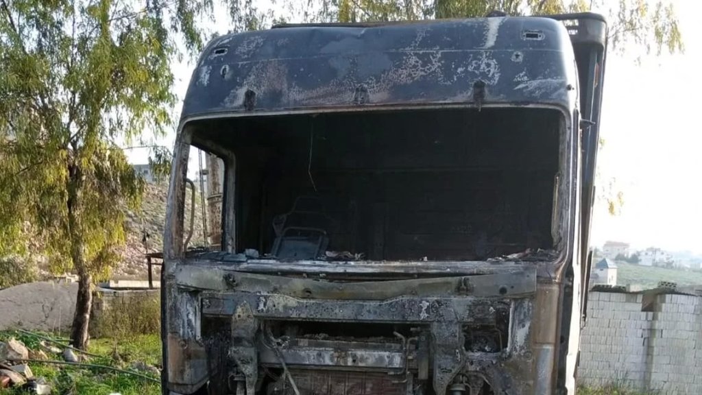 أحرقوا شاحنة في بلدة الدوير الجنوبية وفروا الى جهة مجهولة!