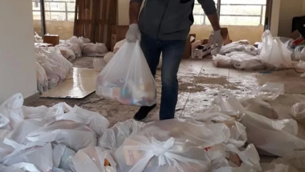 توزيع حصص غذائية ومازوت على 700 عائلة في فنيدق بدعم من الكويت