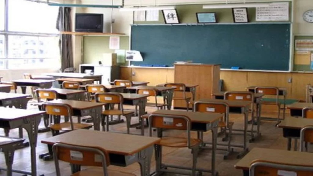 حراك المتعاقدين: لماذا لا تبادر رابطة الثانوي بدلاً من إعلان الإضراب إلى الاتصال بأحزابها.. للتدريس غداً وكل يوم إضراب أونلاين!