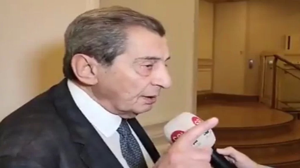 بالفيديو/ الفرزلي:"لا أقبل أن يعترض الطريق أحد وكل من يعترض طريق أي مواطن يجب أن يقوم المواطن بالتصرف هيك ...وع مهلن بهاجمو"