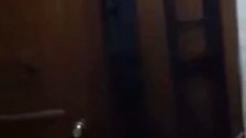 بالفيديو/ وضعت باب حديدي لحمايتها من السرقة، فسرقوا الباب اثناء تناولها وجبة الافطار في المريجة 