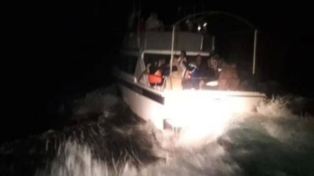 فيديو متداول لمركب وعلى متنه حوالي 100 مهاجر انطلقوا من طرابلس مساء أمس ووصلوا إلى قبرص!