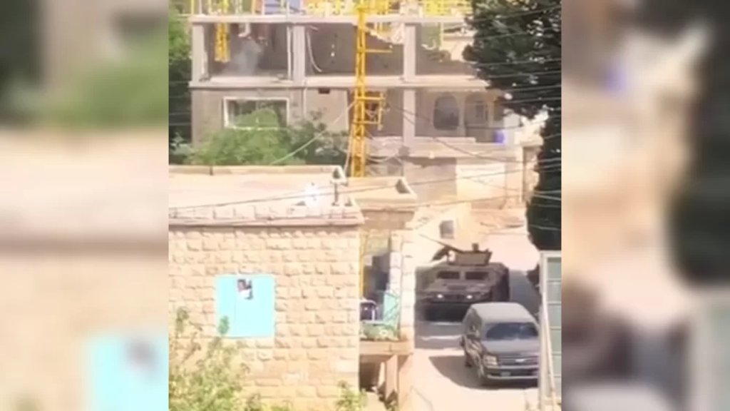 إشتباكات مسلحة بين الجيش ومطلوبين بعمليات خطف في بعلبك: إصابة أحدهم وتضرر آلية للجيش