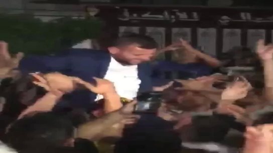 بالفيديو/ إحتفالات في جبل محسن بفوز فراس السلوم بالمقعد العلوي في طرابلس على وقع أغنية "بشار يا حبيب الملايين" 