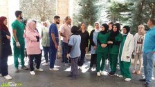 بالصور/ موظفو مستشفى بنت جبيل الحكومي مستمرون بالإضراب لليوم الثاني على التوالي