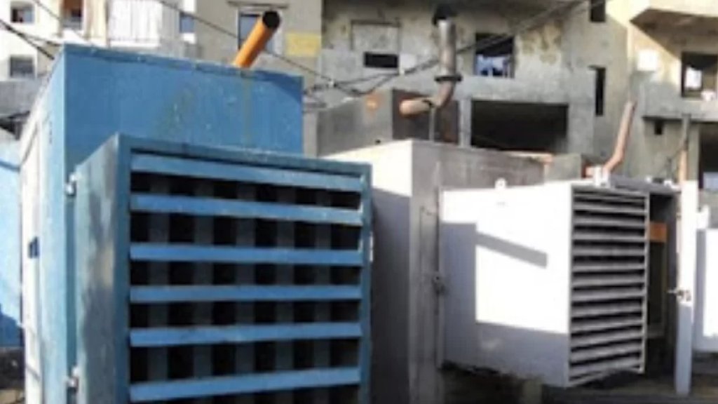 اصحاب المولدات اعتصموا امام سرايا صيدا احتجاجا على توقيف 3 منهم