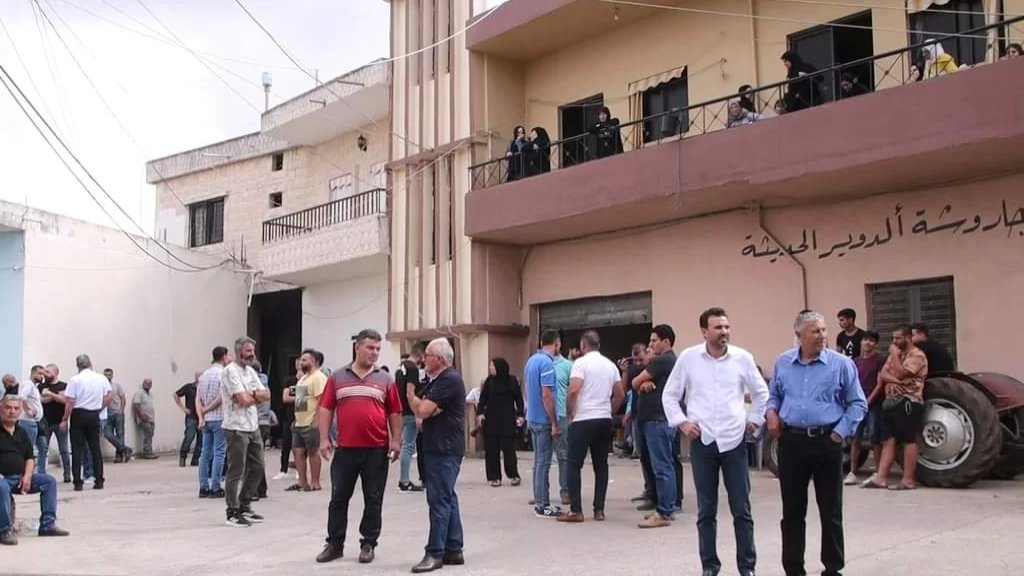 حالة من التوتر والحذر تسود بلدة الدوير.. والجيش يفرض إجراءات أمنية في أحيائها منعاً لتطور الاوضاع!