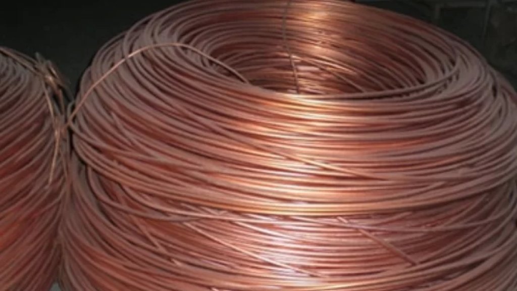 استقصاء الجنوب اوقفت 4 لبنانيين في رب تلاتين بجرم شراء وبيع كابلات نحاس واسلاك كهربائية مسروقة