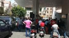 وزارة الطاقة بعد طوابير البنزين: ننفي الشائعات عن النقص في المادة أو التوجه للتسعير بالدولار