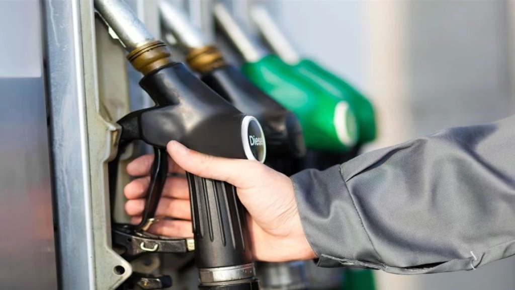 أسعار جديدة للمحروقات... انخفاض طفيف بسعر البنزين