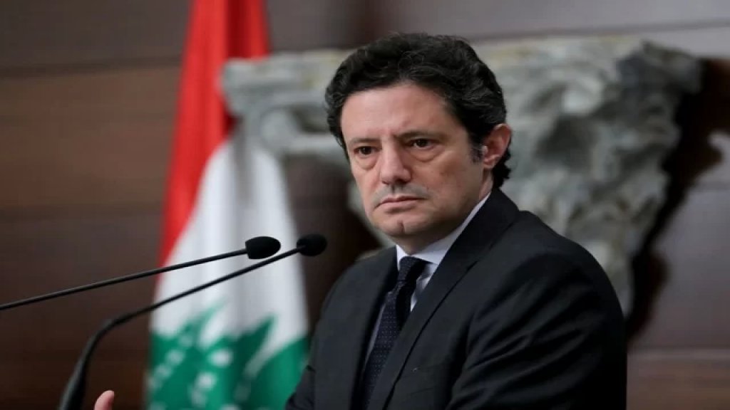 وزير الاعلام: أستغرب ألا يوقف القضاء أحداً في بلد من الأكثر فساداً عالمياً!