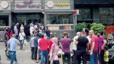 الشرق الأوسط: عودة التوتر بين اللبنانيين والسوريين في "صراع على الخبز"