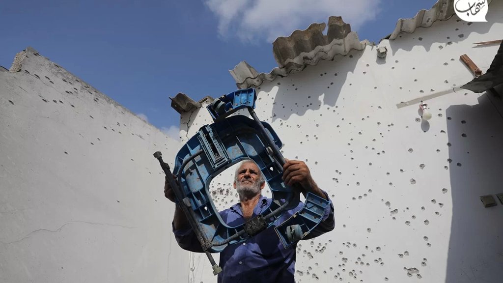 بالصور/ الإحتلال يقصف المناطق السكنية المكتظة في قطاع غزة بقنابل فتاكة تحوي شظايا قاتلة