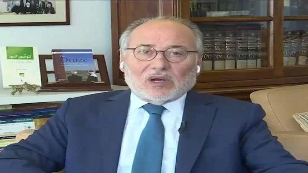 وزير التربية:  المدرسة التي تطلب قسطاً بالدولار الأميركي تكون في حالة مخالفة للقانون 