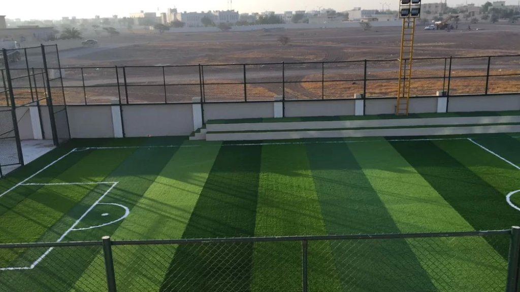 مدير مدرسة في البقاع الغربي يطلق النار على اولاد كانوا يلعبون في ملعب المدرسة.. ووالد أحد الأولاد يكشف: &quot;الحجة أنهم ازعجوه بصوتهم العالي وهو كان نائما&quot; 