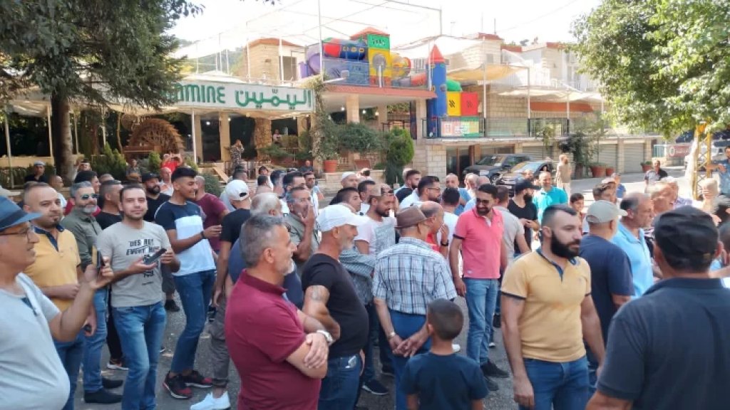 اعتصام لأهالي عين زحلتا ونبع الصفا احتجاجاً على انقطاع المياه.. "الإنذار الأخير"