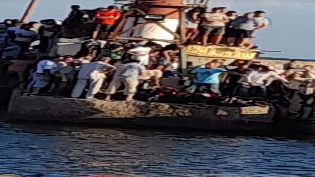 العثور على مركب يغرق قبالة شاطئ طرطوس على متنه مهاجرين لبنانيين كانوا في طريقهم إلى قبرص ومعلومات عن انتشال عدد من الجثث