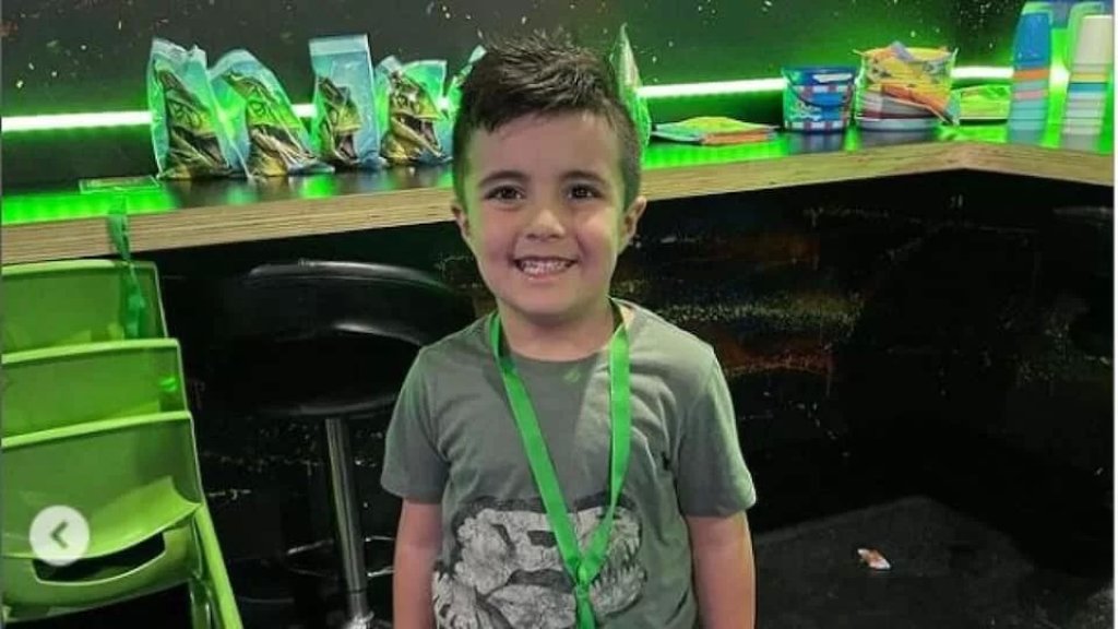 الطفل اللبناني جايدن الجر ابن الـ5 سنوات توفي غرقًا بعدما حوصر مع عائلته في مياه الفيضانات في أستراليا!