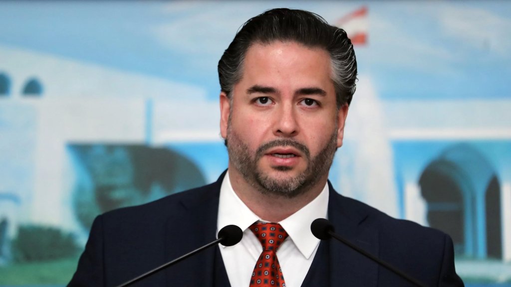 وزير الاقتصاد: ما من سيناريو سهل للتعافي الاقتصادي وعلى الوزارة اختيار الأقل إيلاماً.. نحن نبحث عن بصيص أمل لينير هذه الظلمة!