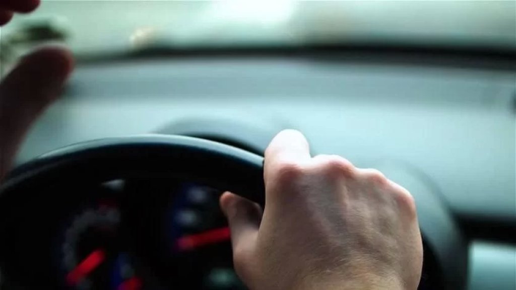 العثور على مواطن ميتا في سيارته في الدلهمية نتيجة توقف في القلب