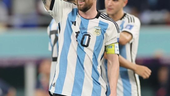 بالصور/ بعد مباراة مجنونة.. نهاية المباراة بتأهل الأرجنتين إلى ربع نهائي ⁧‫كأس العالم