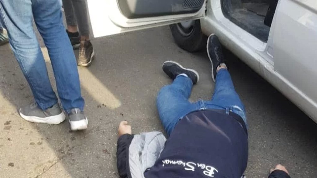 في طرابلس... اطلق النار على شاب واصابه برأسه والسبب: اشكال على "افضلية مرور"!