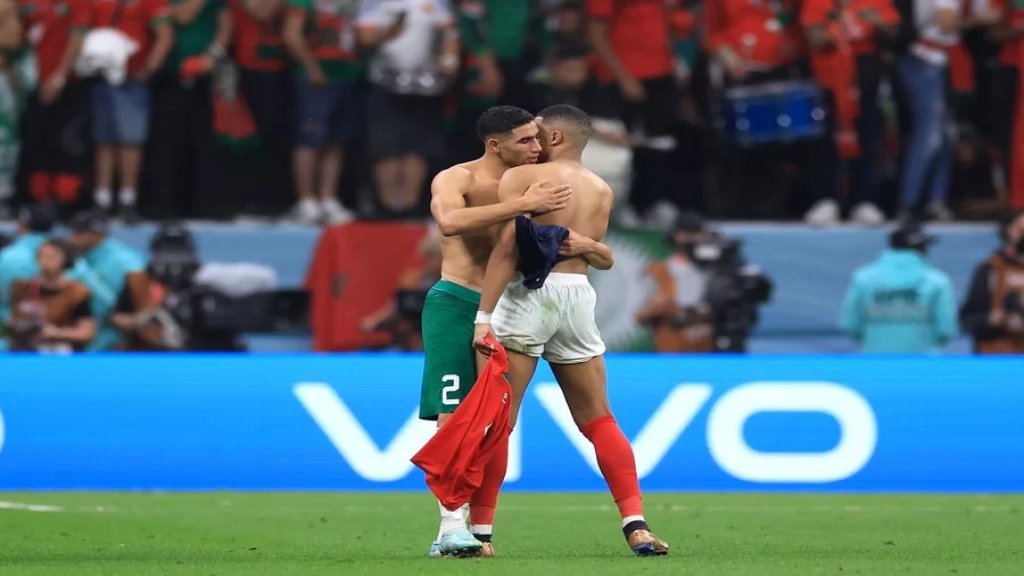 جلاد أساطير المونديال خارجه.. المغرب اقترب من الحلم وهُزم أمام الديوك بنتيجة 2-0!