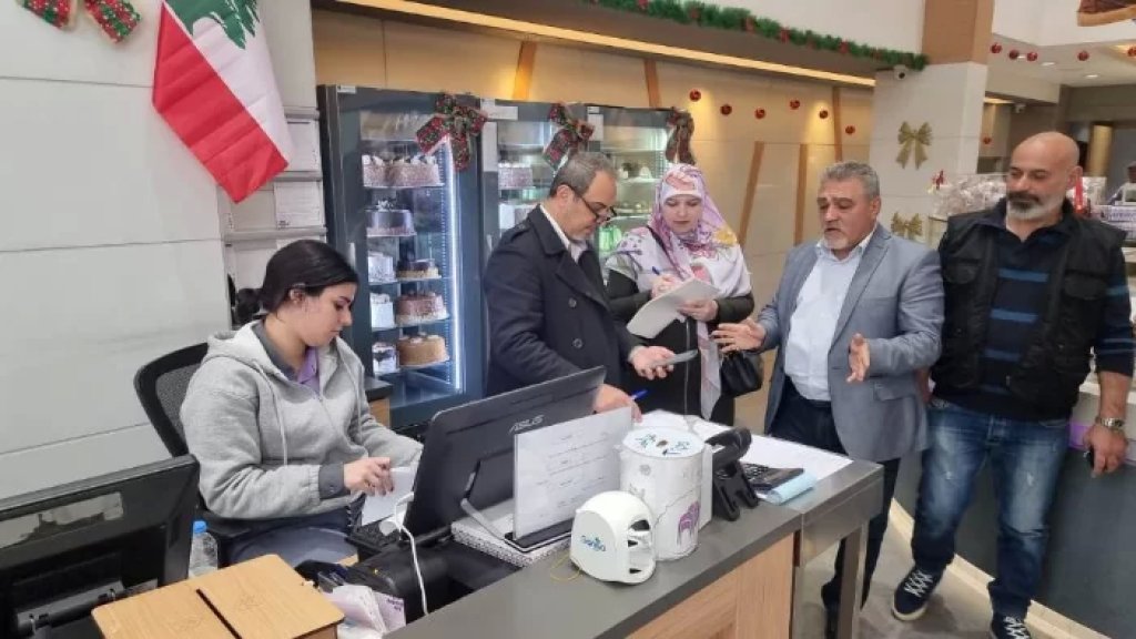 تم توجيه إنذارات وتنبيهات.. مصلحة حماية المستهلك تواصل جولاتها في المحطات والملاحم والسوبر ماركات في قضائي النبطية وبنت جبيل!