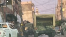 الجيش يدهم في حي الجورة في برج البراجنة.. توقيف 7 أشخاص بينهم أحد أخطر تجار المخدرات في المنطقة و4 إصابات بين العسكريين!